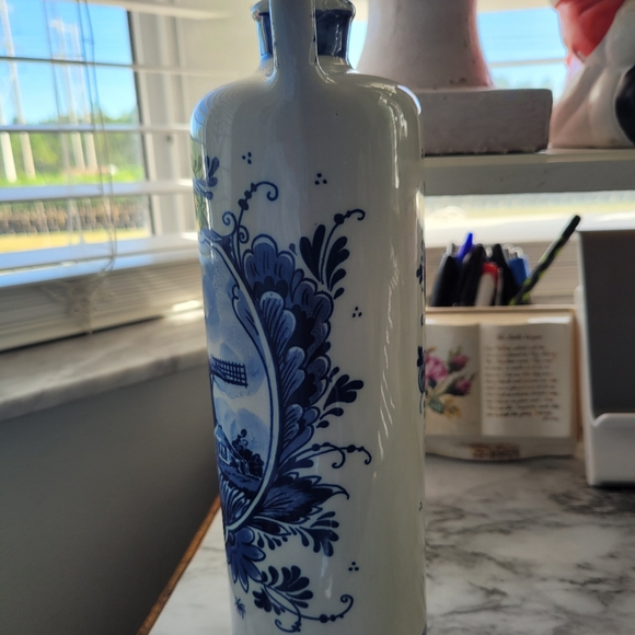 VTG hand painted Holland blue and white porcelain jug - Picture 3 of 9